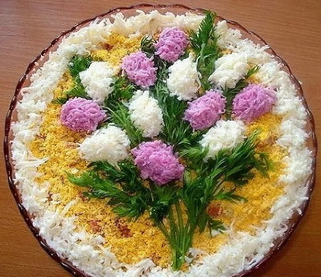 салат на 8 марта