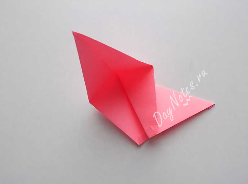 Оригами из бумаги свинка - простая схема. Модульная свинка.
